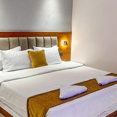 Fabhotel Emersion Residency - High Street Near Laxman Nagar, Baner Пуна Экстерьер фото