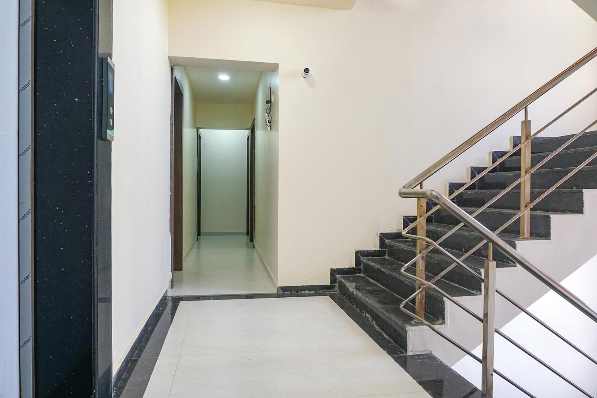 Fabhotel Emersion Residency - High Street Near Laxman Nagar, Baner Пуна Экстерьер фото