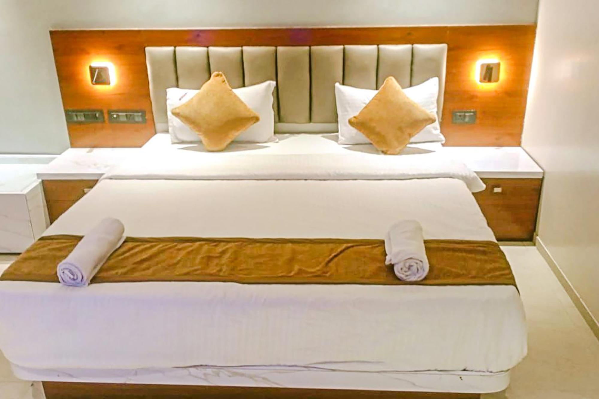 Fabhotel Emersion Residency - High Street Near Laxman Nagar, Baner Пуна Экстерьер фото